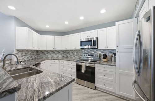 Isla del Sol Condo | St Pete Isla Vista Verde E 4-229 New Kitchen