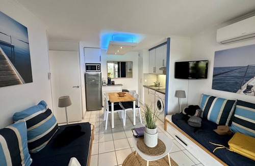 Agay Apartment | St Raphaël, Village Cap Esterel, Appartt2 Vue Mer, Golf, Clim, 5 Piscines Jardin