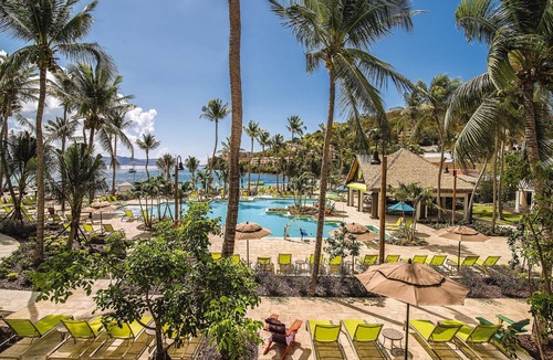 Frydendal Condo | St. Thomas! King Bed Studio - Pool, Kitchenette, Private Balcony and Beach, WiFi