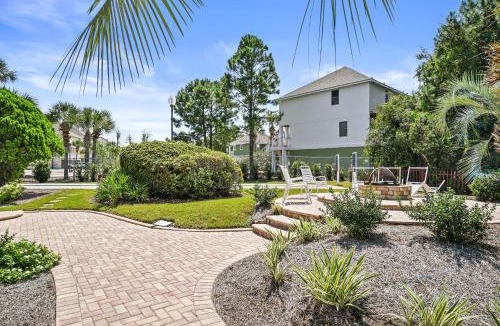 Gulf Lagoon Beach Apartment | St Thomas Square by Panhandle Getaways