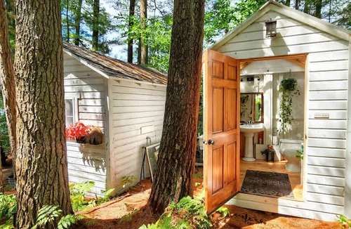Brantingham Apartment | Stabbin Cabin 2 on Grant Island-hottub Boat Pets