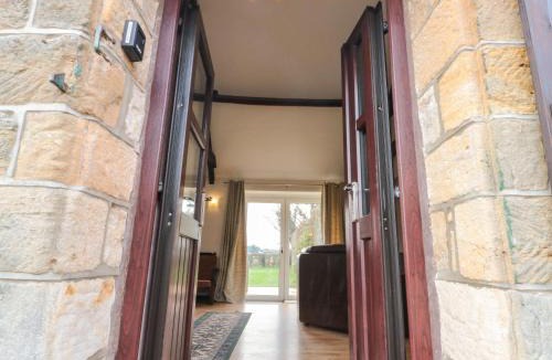 Fylingdales House | Stable Cottage