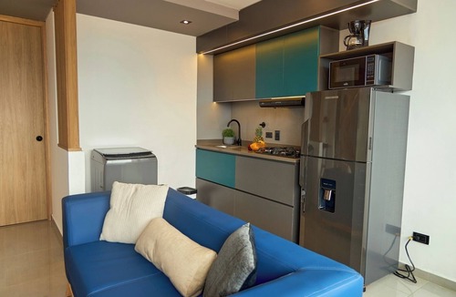 Estadio Apartment | Stadio Jacuzzi Haven | Cozy Rosa Negra Suite