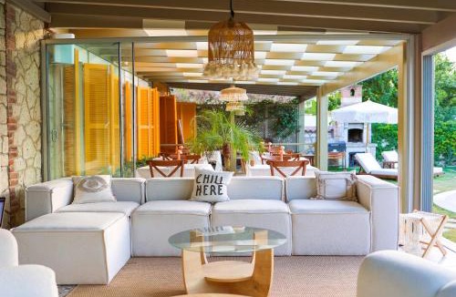 Hacımemis Hotel | Staff Alaçatı