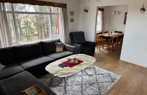 Borgarnes Villa | Stafholtsey