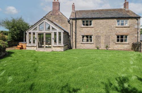 Sutton House | Stag Cottage