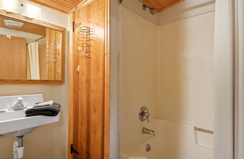Cheyenne Crossing Cabin | Stage Stop Cabin - In the Heart of Wickiup - Near Firepit & Playground