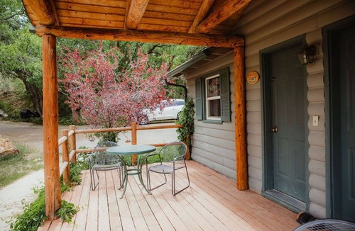 Sevier Cabin | Stagecoach Stop Cabin