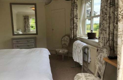 Andover Bed & Breakfast | Staggs Cottage