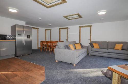 Grampound House | Stall 2 - The Stables