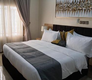 Orozo Hotel | Stallion Luxury Suites
