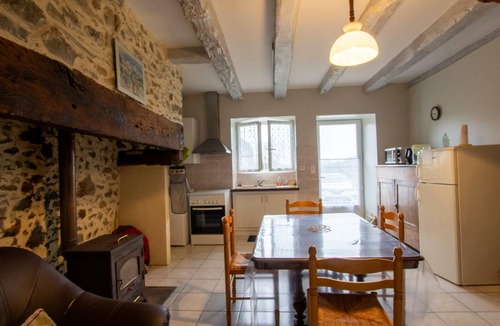 Saint-Mesmin Cottage | Standalone house in the wilderness of Auvézère Valley