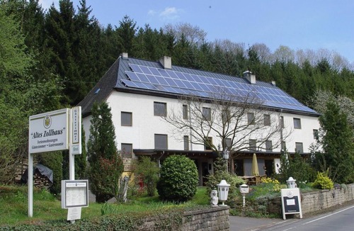 Ammeldingen an der Our House | Standard Double Room - Hotel-Restaurant Altes Zollhaus