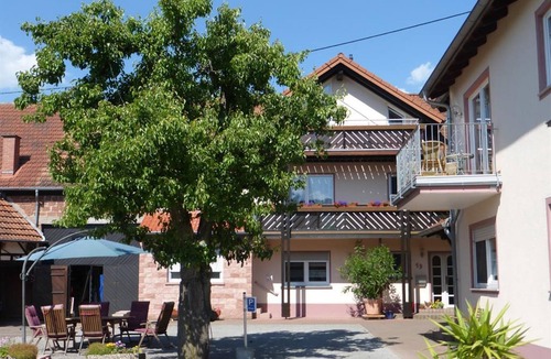 Schwedelbach Apartment | Standard Double Room - Birnbaumhof - Pension und Ferienwohnungen