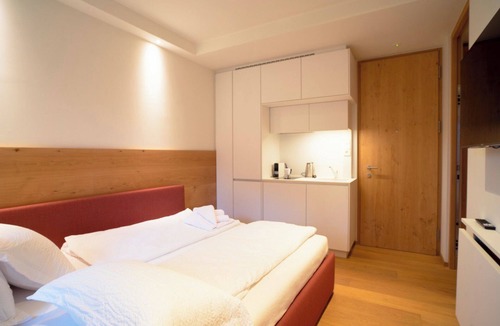 Gries - Quirein Apartment | Standard Studio - LA Tranquilla