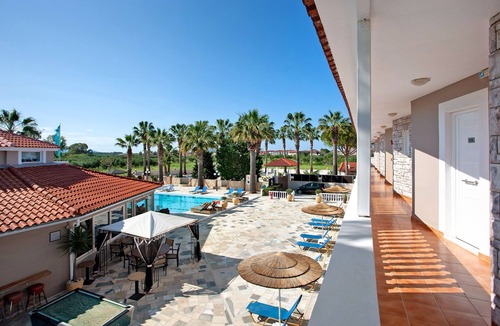 Agrilia Apartment | Standard Studio "Paradise Zante Standard Studio 5" with Shared Pool & Wi-Fi