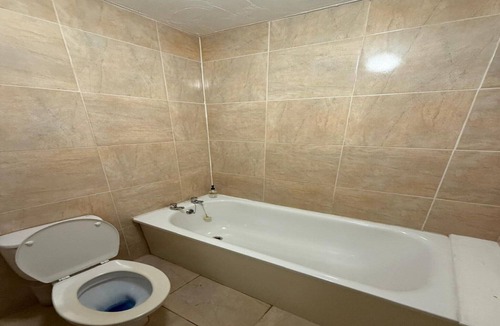 Hersham Apartment | Standard Triple Room