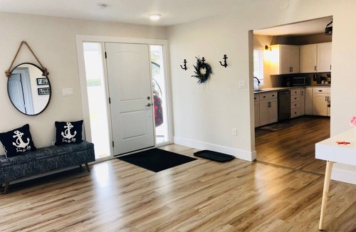Stanhope House | Stanhope 3bdrm Waterfront Home - Monthly/nightly Oct-June & weekly Summer 2025