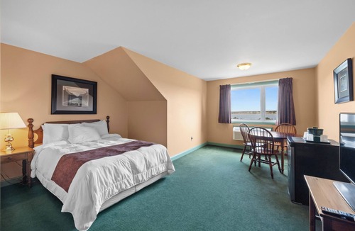 New London Hotel | Stanley Bridge Country Resort