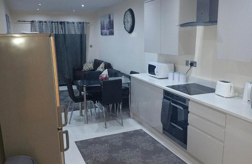 Edgbaston Apartment | Stanmore Collection