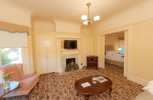 Cole Valley Hotel | Stanyan Park Hotel