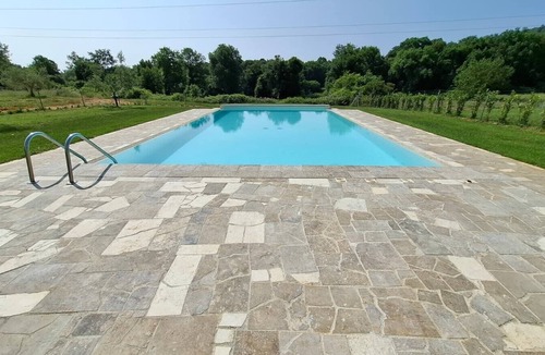 Simignano Apartment | Stanza Bareto - Agriturismo la Taverna di Celsa with Shared Pool