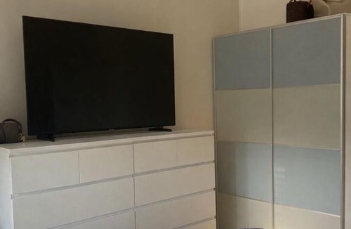 Cenisia House | Stanza center