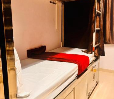 Kurla Apartment | Star Dormitory