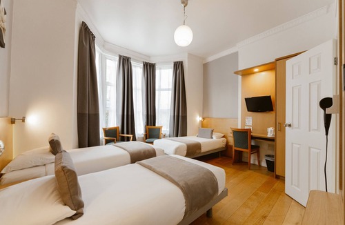 Addison Hotel | Star Hotel