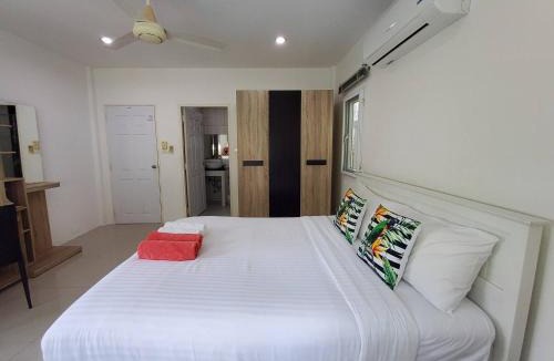 Chalong Villa | Star Private Pool Villa Peaceful 2 Br Tropical Hill