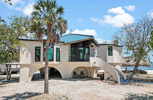 Long Beach Estates Apartment | Star Room Barnacle Resort