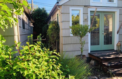 West Eugene House | Star Studio: A Private Garden Retreat in Downtown Eugene