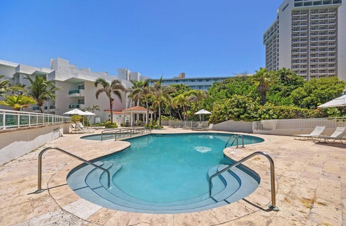 Puerta de Tierra Apartment | Star Studio | located at the Condado Lagoon Villas building in Condado