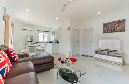 Chalong Villa | Star villa 2 bedrooms/Private swimming pool for family