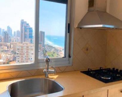 Bat Yam Apartment | Star Way