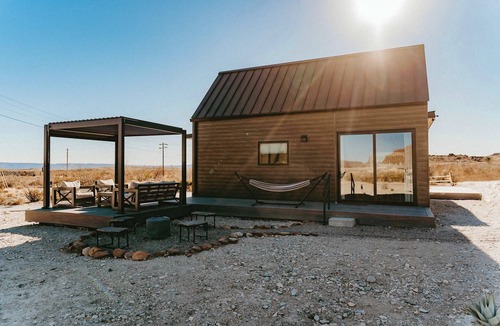 Study Butte-Terlingua Apartment | Stardust Luxury Cottage with loft & a great view