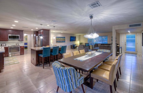 Sundown Ranch Estates House | Starfire GOLF VIEW, Heated POOL, TVs All BRs, Game Room w/Pool Table