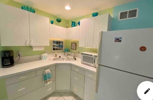 Flagler Beach Apartment | Starfish Studio: Walk to Beach