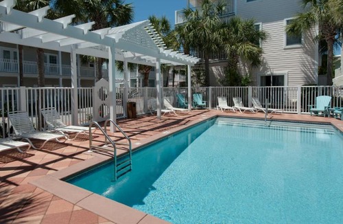 Majestica Beach House | Stargazer