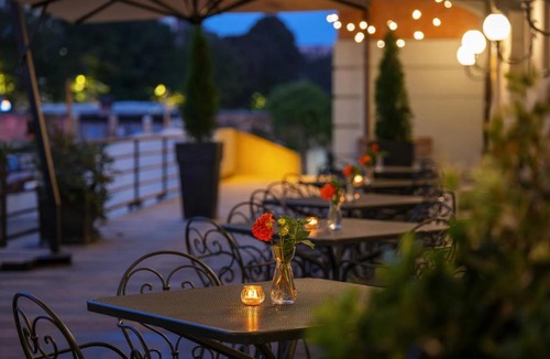 Oltretorrente Hotel | Starhotels Du Parc