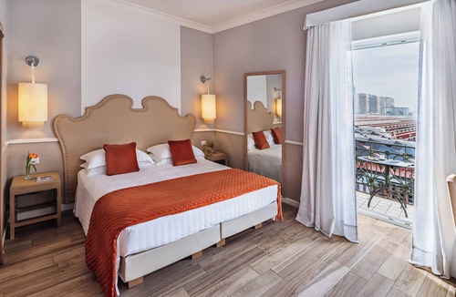 Naples City Centre Hotel | Starhotels Terminus