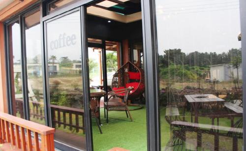 Hallim House | Starlight drops Pension