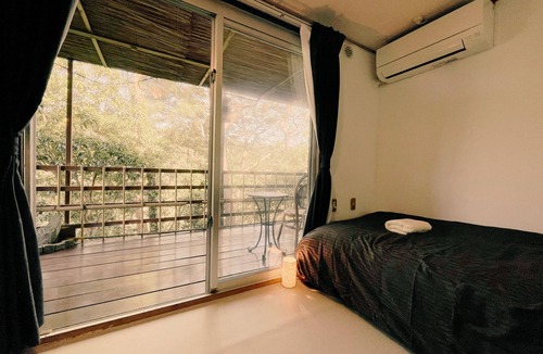 Genka Hostel | Starlight Hostel Endeavour