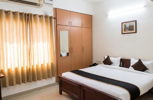 Manapakkam House | Starlight Hotels OMR Thoraipakkam