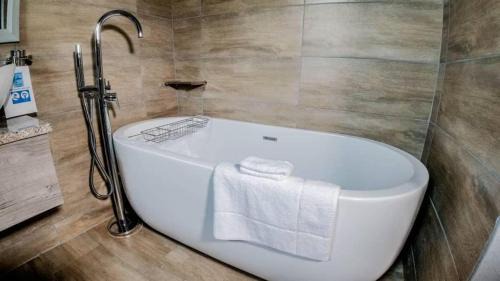 Kasane Bed & Breakfast | Starlight Inn