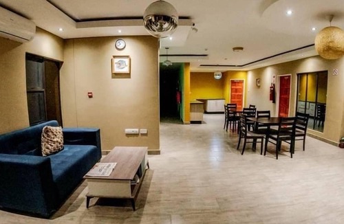 Kasane House | Starlight Inn
