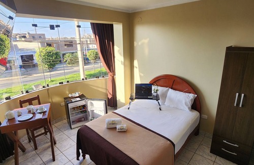 Pisco Hotel | Starlight Inn