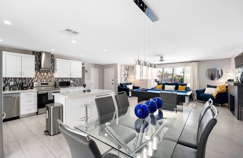 Park Scottsdale Four House | Starlight Pool Table & Hot Tub!