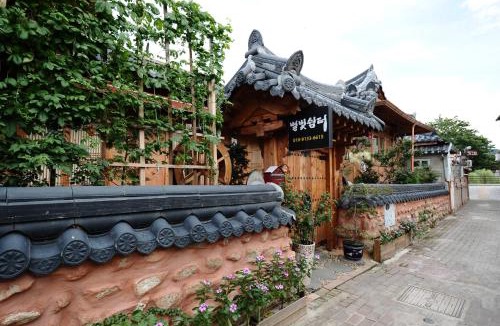 Jeonju House | Starlight Rest Area