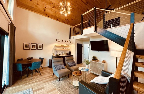 Sevierville Cottage | Start your Summer Here - Mountain Escape -1